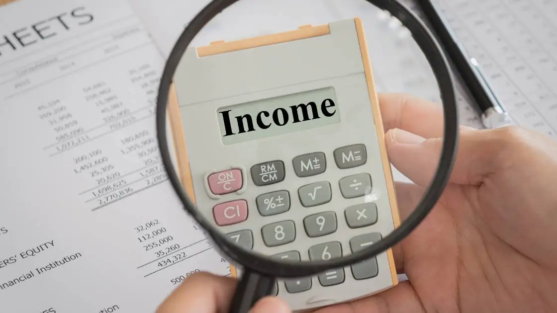 What Documents Can a Landlord Request to Verify Income? [7 Legitimate Options]